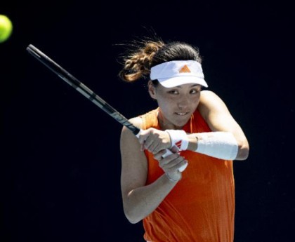 官方网站-王欣瑜吴易昺闯过澳网首轮关，张帅出局不言遗憾